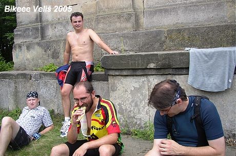 Bikeee Tour Veliš 2005