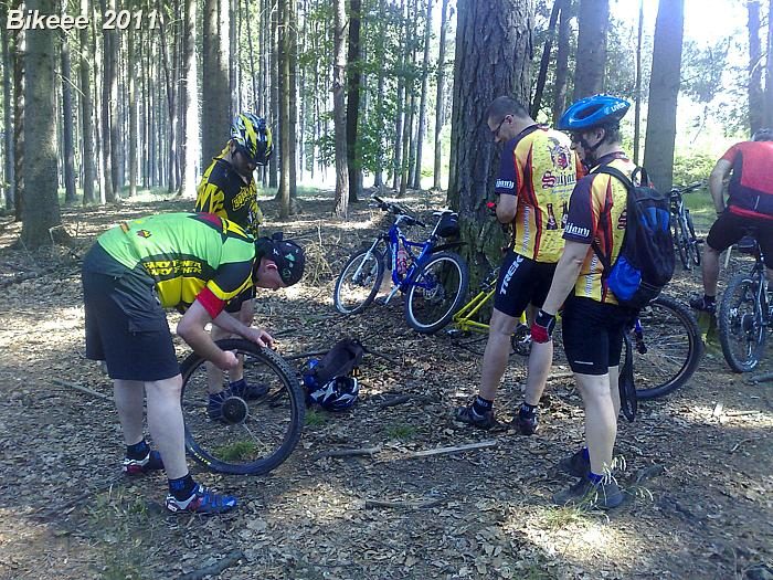 Bikeee Tour Veliš 2011